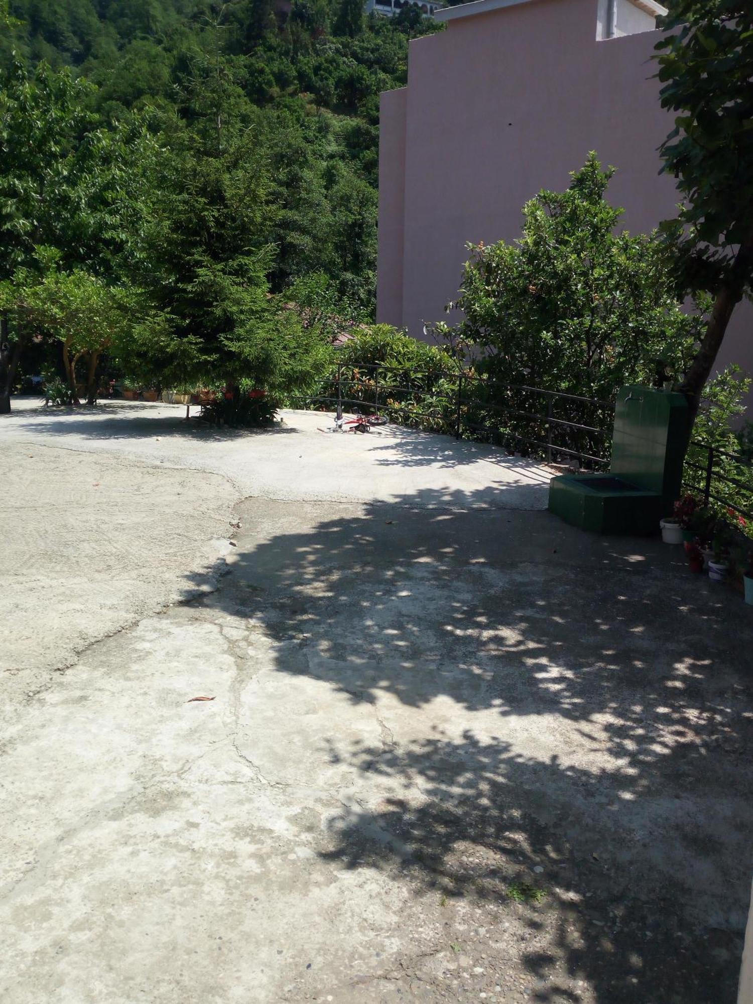 Small Guest House Kvariati Εξωτερικό φωτογραφία